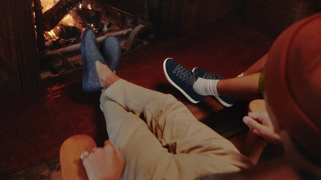 What Shoes To Wear When Traveling Someplace Cold